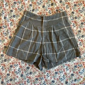 🌷🌷 NWT Hello Nite Pleated Shorts 🌷🌷